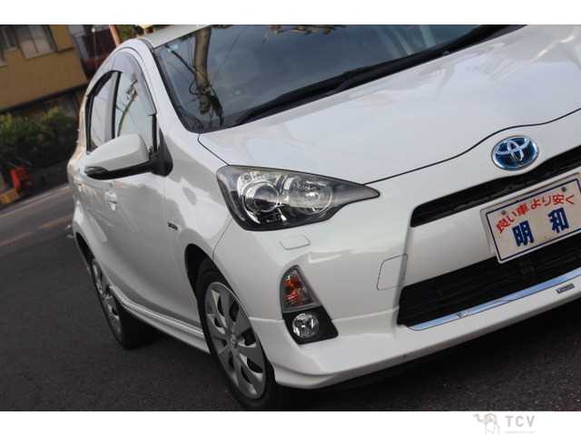 2012 Toyota AQUA