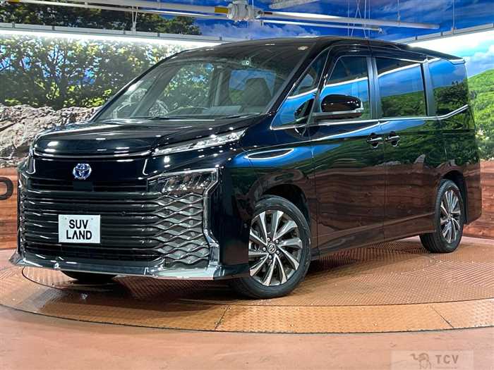 2025 Toyota Voxy
