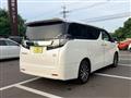 2015 Toyota Vellfire