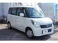 2011 Nissan ROOX