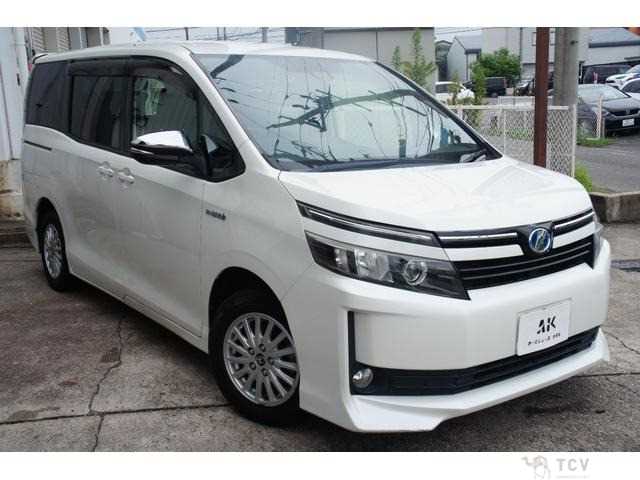2017 Toyota Voxy