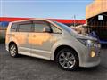 2014 Mitsubishi Delica D5