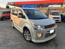 2014 Mitsubishi Delica D5