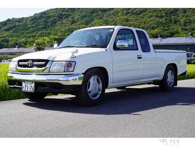 2002 Toyota Hilux