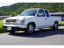 2002 Toyota Hilux