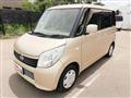 2012 Nissan ROOX
