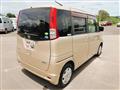 2012 Nissan ROOX