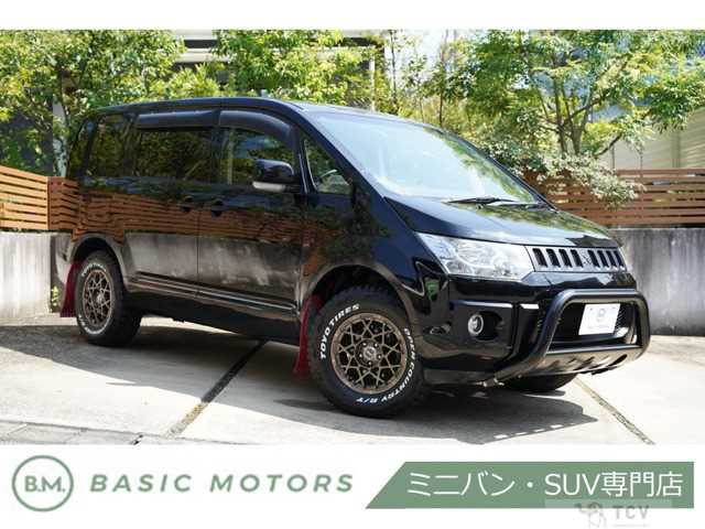 2016 Mitsubishi Delica D5