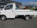 2017 Toyota Liteace Truck