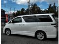 2010 Toyota Vellfire