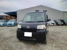 2011 Daihatsu Tanto