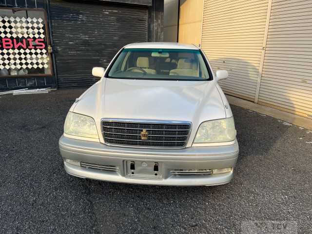 2002 Toyota Crown
