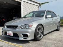 2000 Toyota Altezza