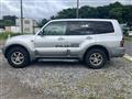 2000 Mitsubishi Pajero