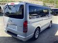 2007 Toyota Regiusace Van