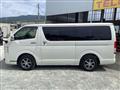 2015 Toyota Regiusace Van