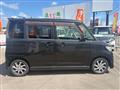 2012 Nissan ROOX