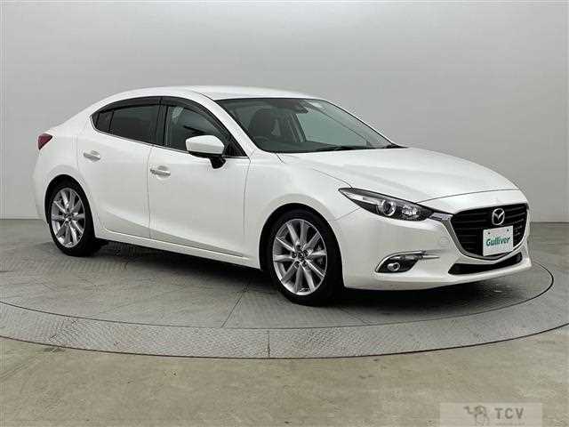 2017 Mazda Axela