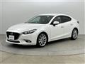 2017 Mazda Axela