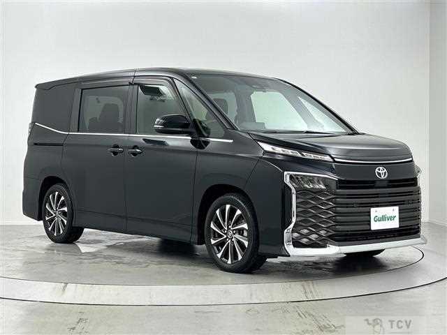 2022 Toyota Voxy