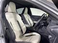 2021 Lexus IS