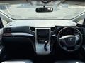 2013 Toyota Alphard