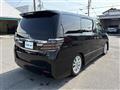 2013 Toyota Alphard