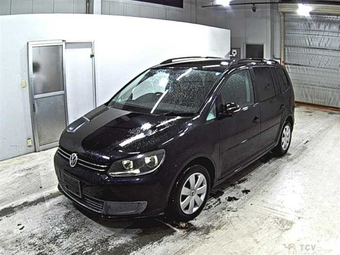 2011 Volkswagen Golf Touran