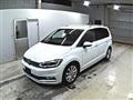2017 Volkswagen Golf Touran