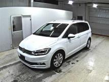 2017 Volkswagen Golf Touran