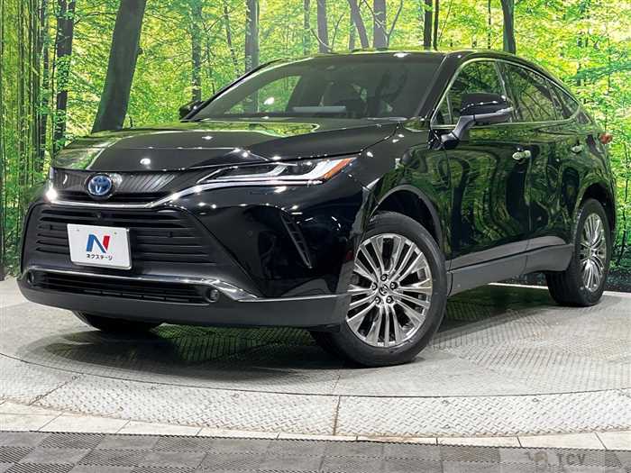 2022 Toyota Harrier Hybrid