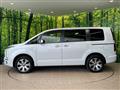 2022 Mitsubishi Delica D5