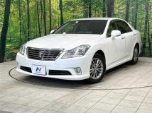 2012 Toyota Crown