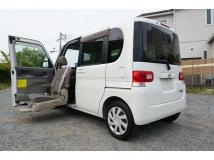 2011 Daihatsu Tanto