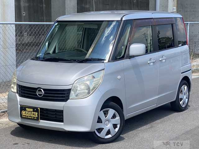 2011 Nissan ROOX
