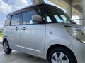 2011 Nissan ROOX