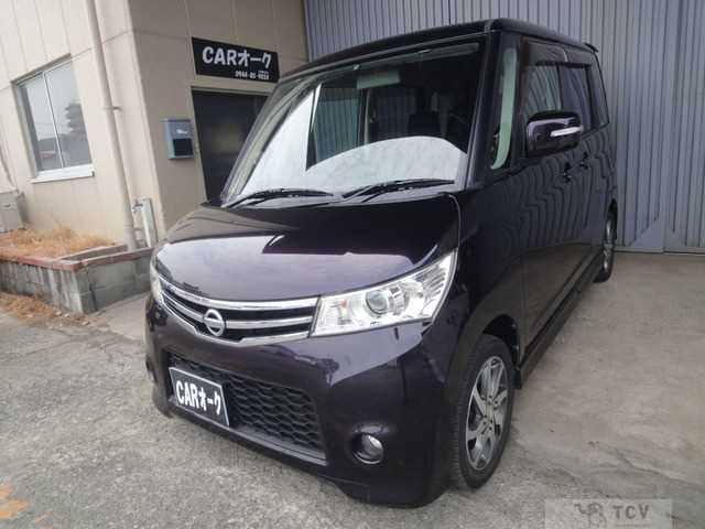 2013 Nissan ROOX