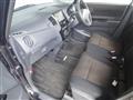 2013 Nissan ROOX