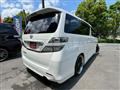 2010 Toyota Vellfire