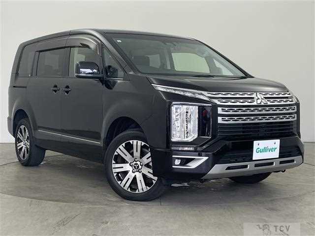 2019 Mitsubishi Delica D5