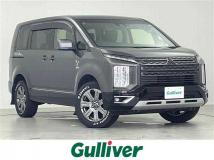 2021 Mitsubishi Delica D5