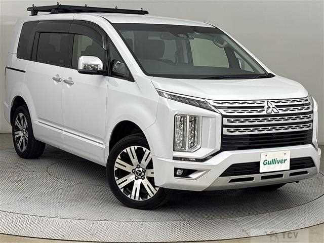 2022 Mitsubishi Delica D5