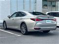 2019 Lexus ES