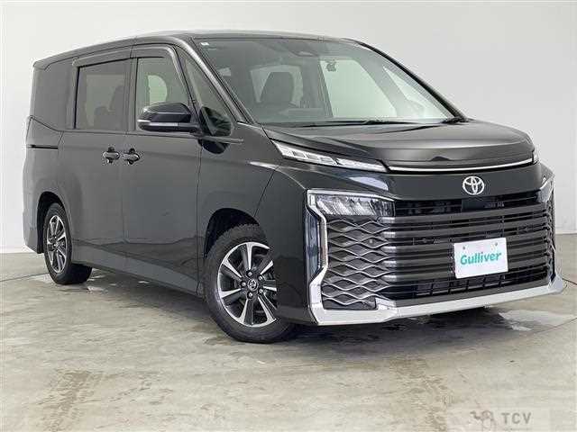 2022 Toyota Voxy