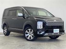 2025 Mitsubishi Delica D5