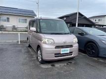 2011 Daihatsu Tanto