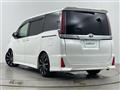 2017 Toyota Noah