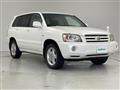 2005 Toyota Kluger V