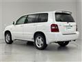 2005 Toyota Kluger V