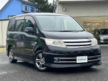 2008 Nissan Serena